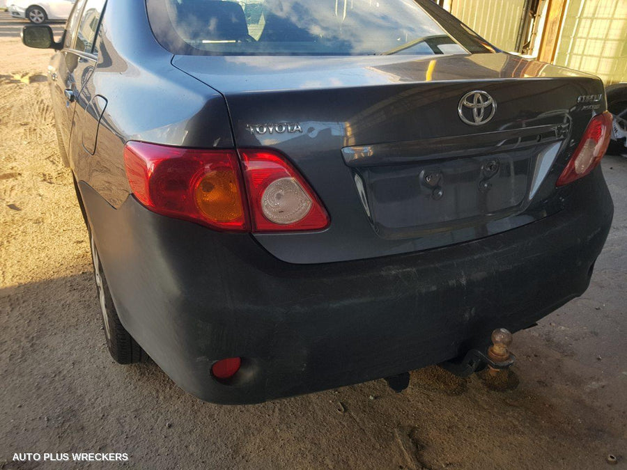 2008 Toyota Corolla Grille