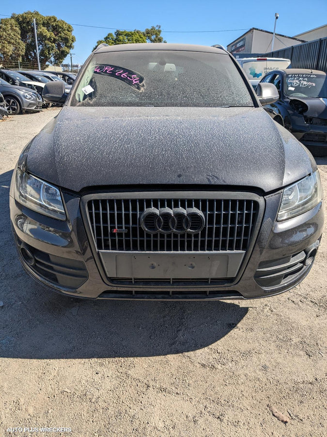 2009 Audi Q5 Left Guard Liner
