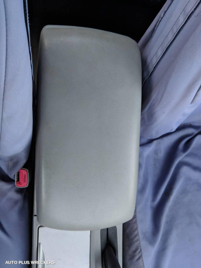 2008 Toyota Camry Left Front Window Reg Motor