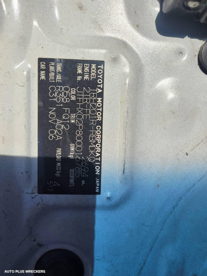 2006 Toyota Hiace Caliper