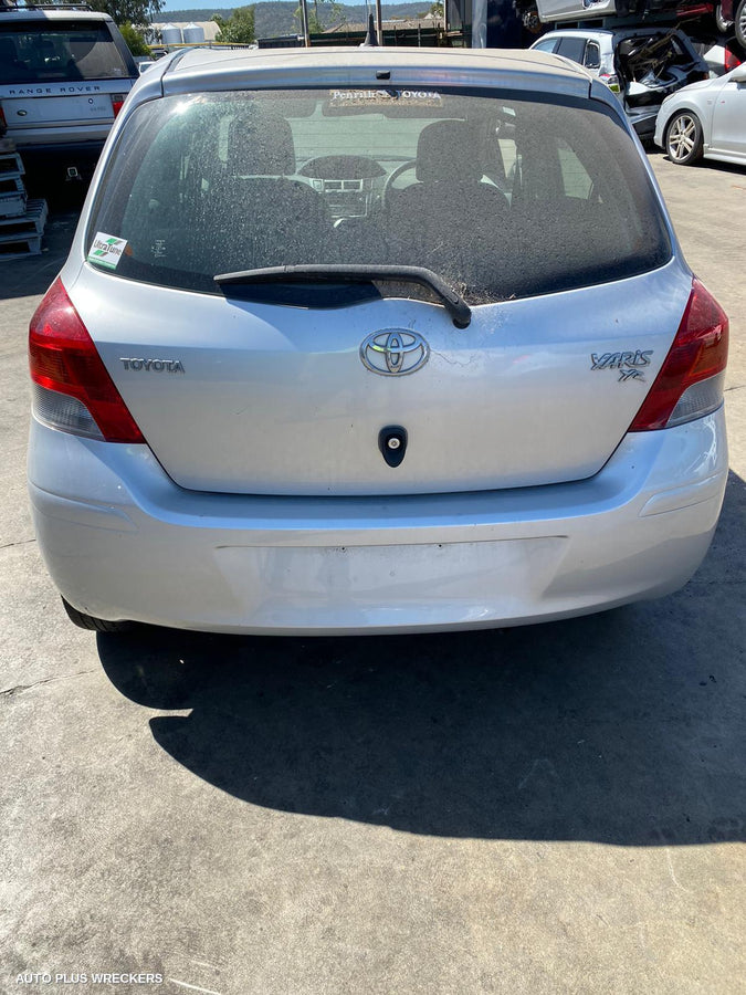 2005-2011 Toyota Yaris Heater Ac Controls