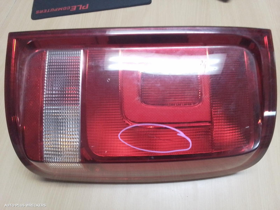 2010-2022 Volkswagen Amarok Right Taillight