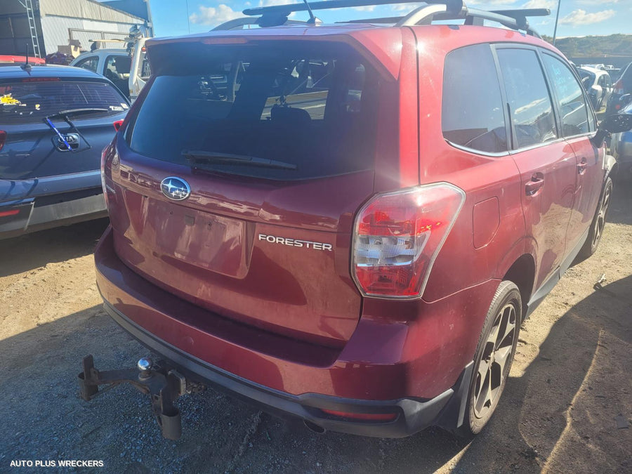 2013 Subaru Forester Right Front Door Window