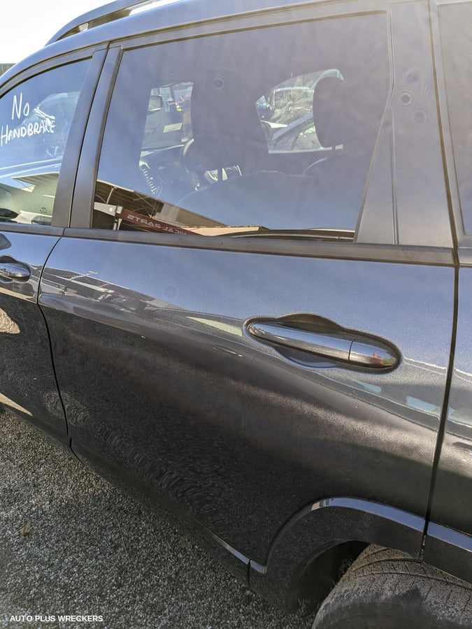 2020 Jeep Cherokee Antenna