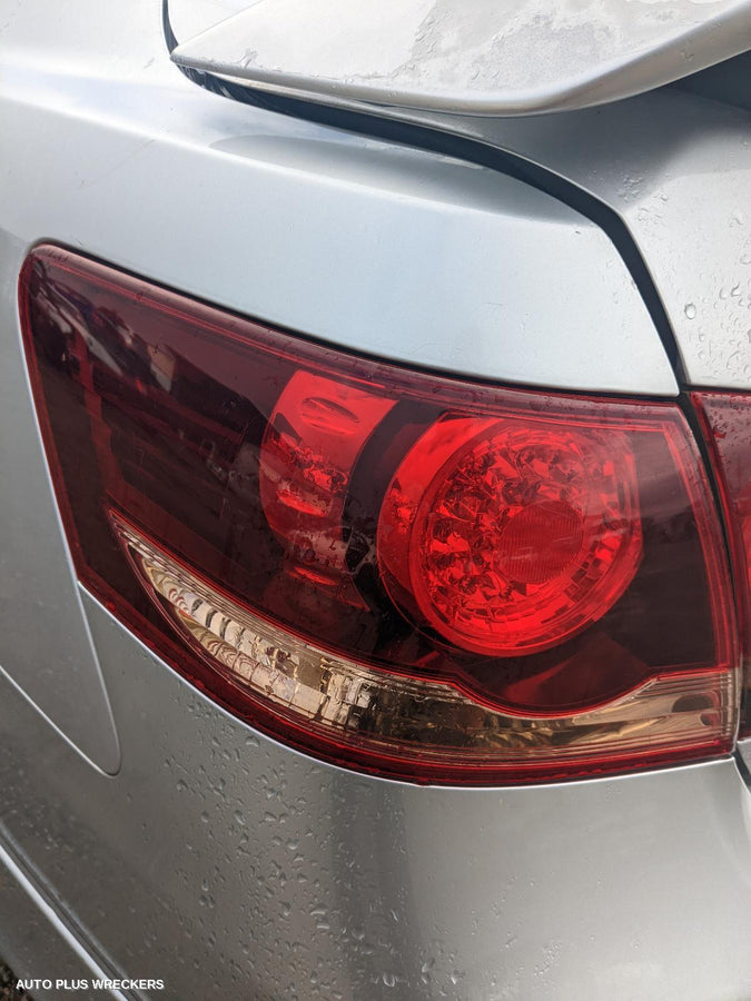2009 Toyota Aurion Left Guard