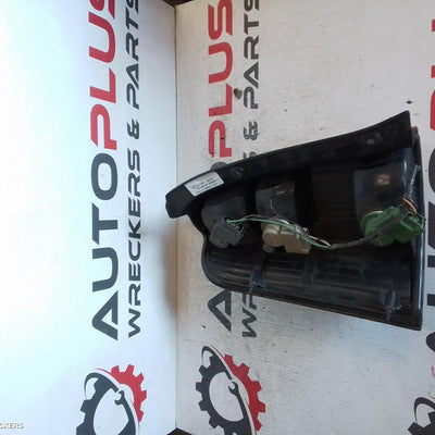 2001-2006 Ford Escape Right Taillight