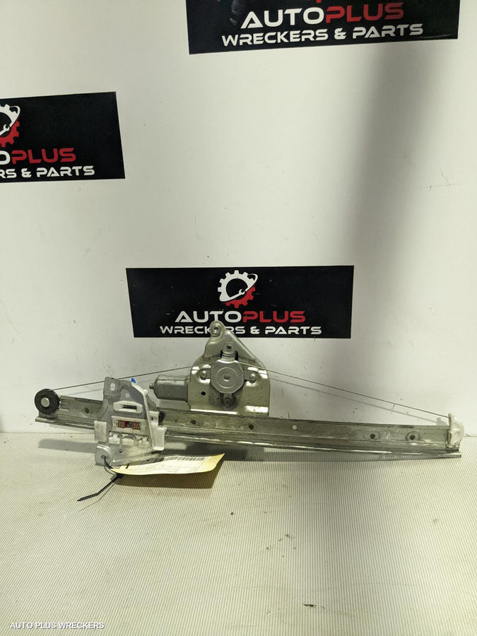 2012 Suzuki Vitara Right Front Window Reg Motor