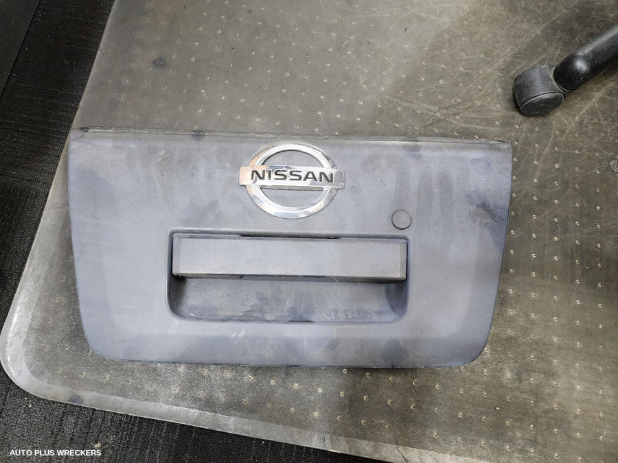 2005-2015 Nissan Navara Rear Garnish