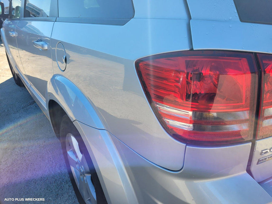 2010 Dodge Journey Left Taillight
