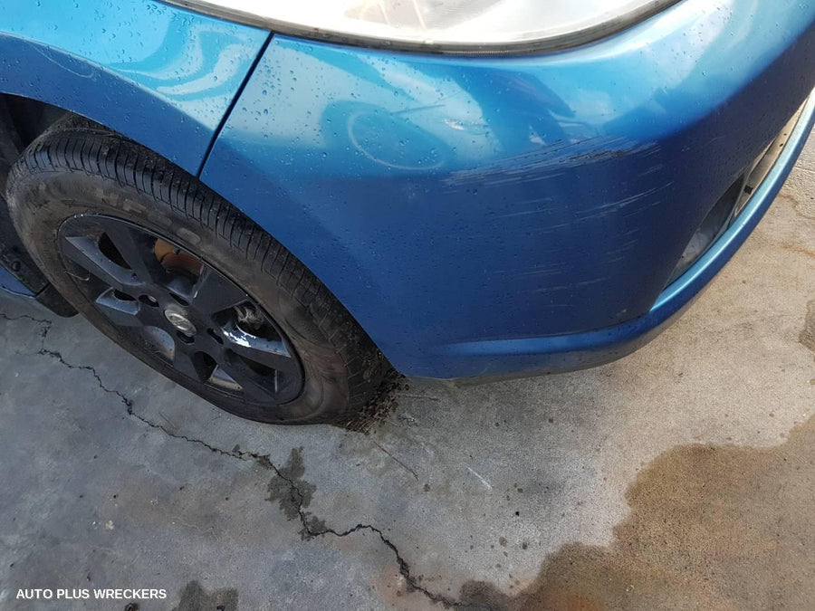 2006 Nissan Tiida Right Front Door Window