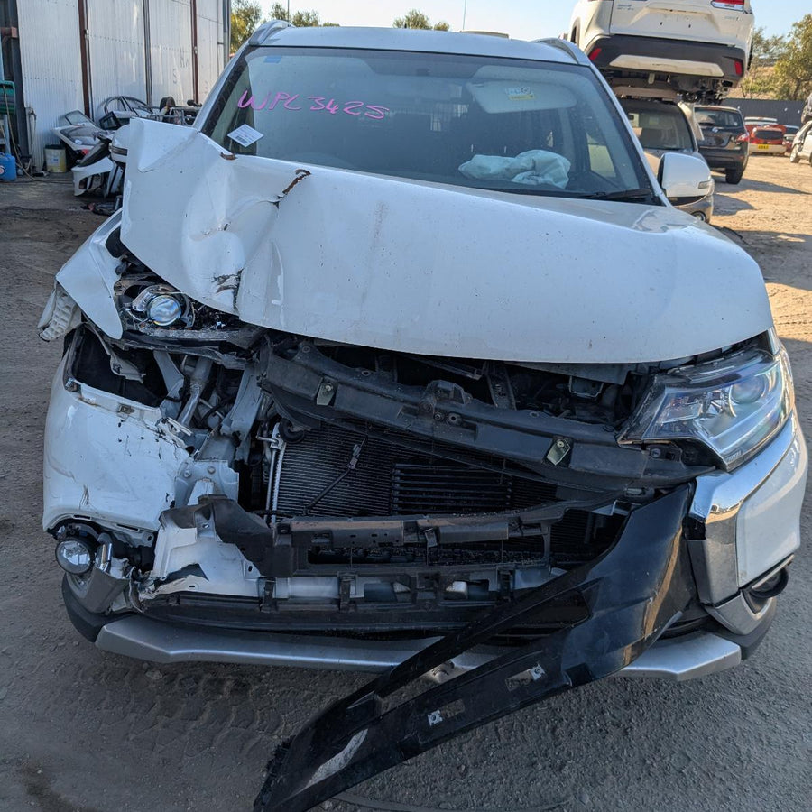 2015-2021 Mitsubishi Outlander Right Rear Door Sliding