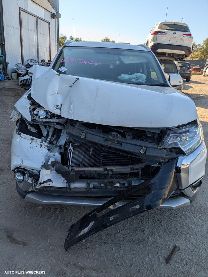 2015-2021 Mitsubishi Outlander Right Taillight