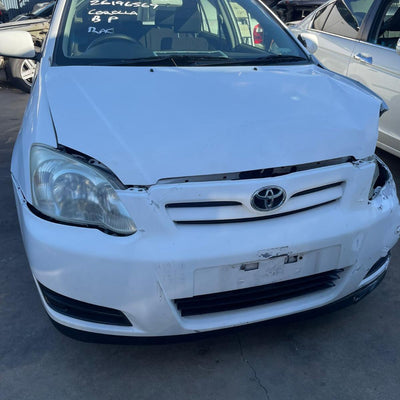 2006 Toyota Corolla Left Front Hub Assembly