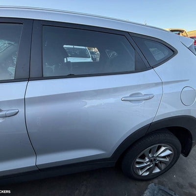 2018 Hyundai Tucson Parcel Shelf