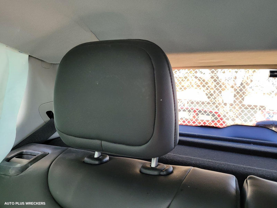 2017-2023 Jeep Compass Headrest