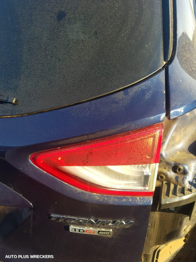 2013 FORD KUGA HEADREST