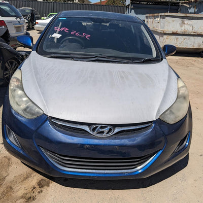 2013 Hyundai Elantra Right Front Hub Assembly