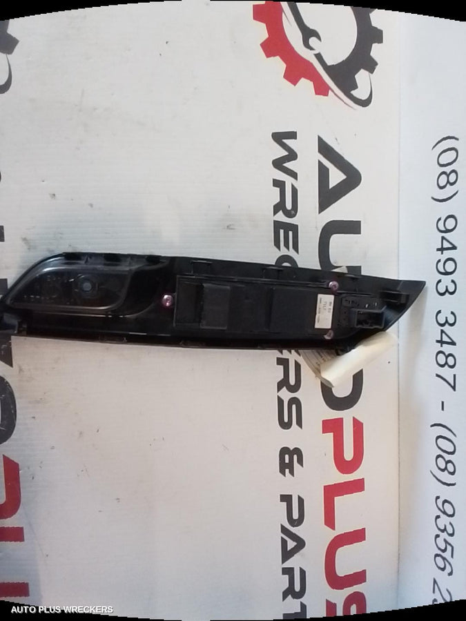 2010-2017 Suzuki Swift Pwr Dr Wind Switch
