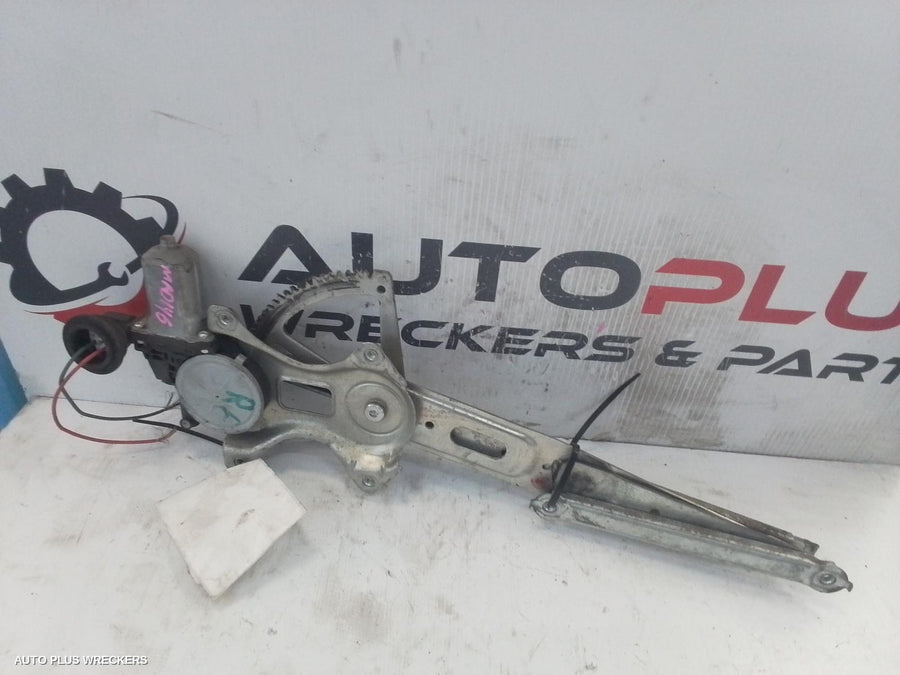 2006-2016 Toyota Yaris Right Front Window Reg Motor