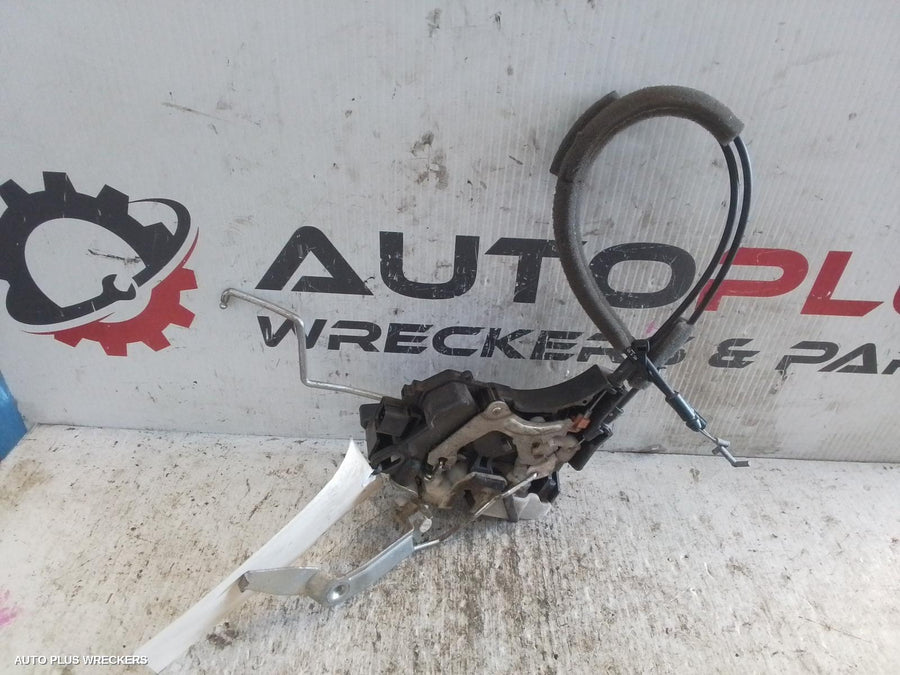 2006-2009 Mitsubishi Triton Door Boot Gate Lock