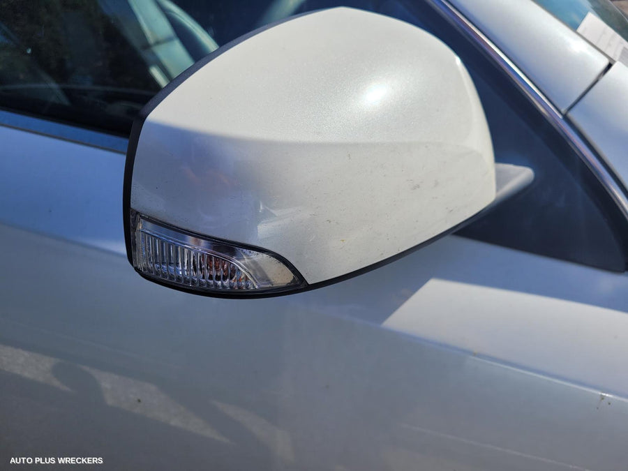 2011 Renault Latitude Right Rear Door Sliding