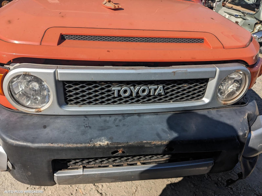 2013 Toyota Fj Cruiser Courtesy Light