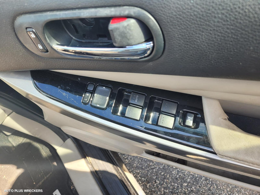 2011 Mazda Cx7 Left Door Mirror