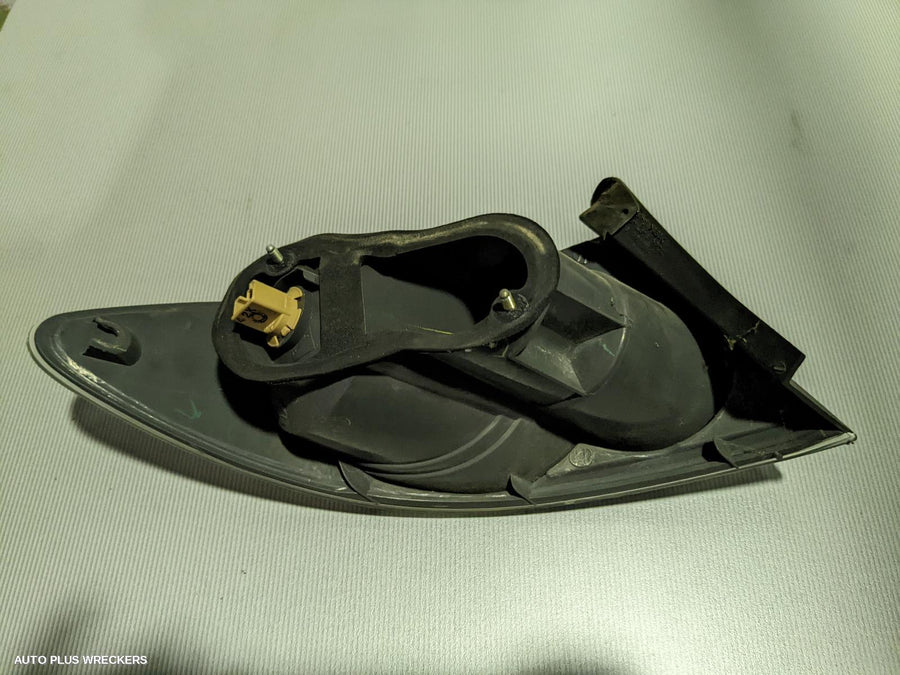 2004 Mazda 6 Right Taillight