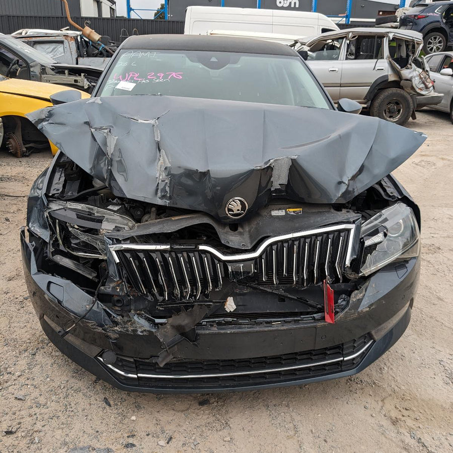 2018 Skoda Superb Left Rear Door Sliding