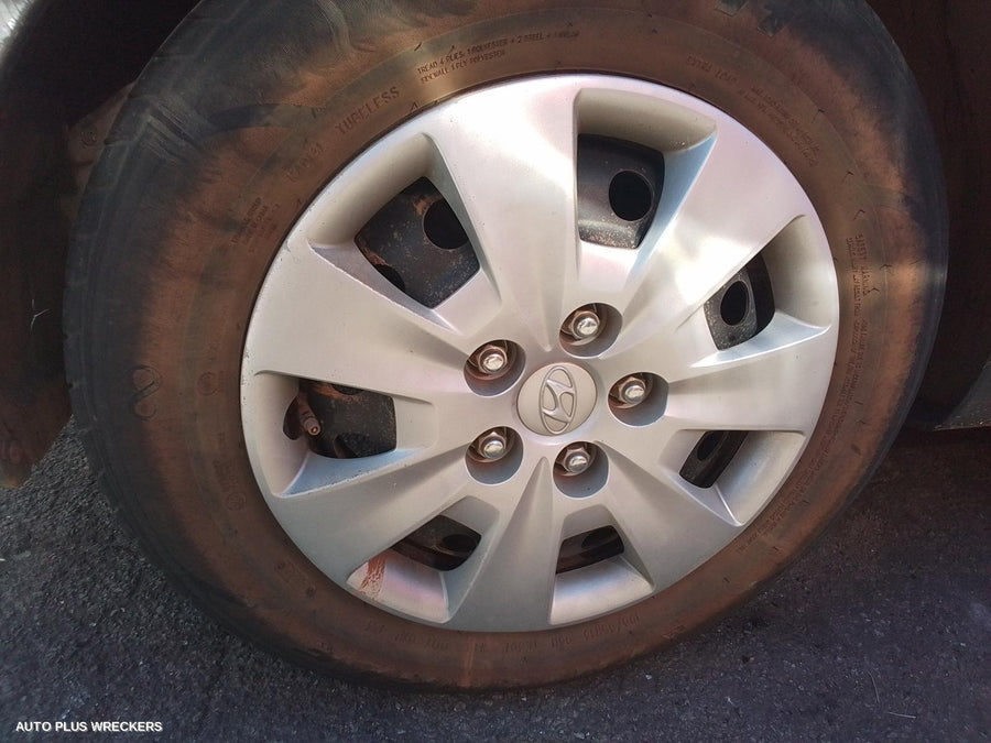 2008 Hyundai I30 Right Headlamp