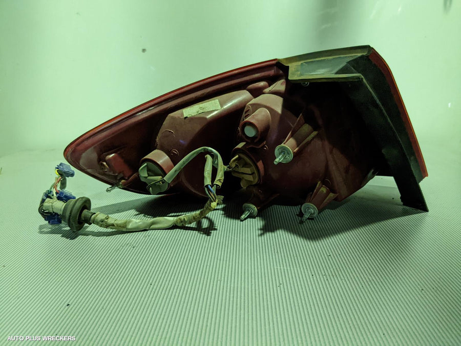 2007 Hyundai Santa Fe Right Taillight