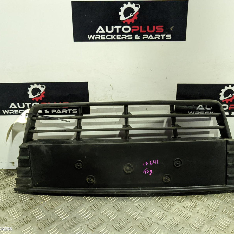 2013 Ford Focus Grille