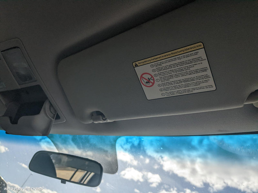 2010 Kia Sportage Right Taillight