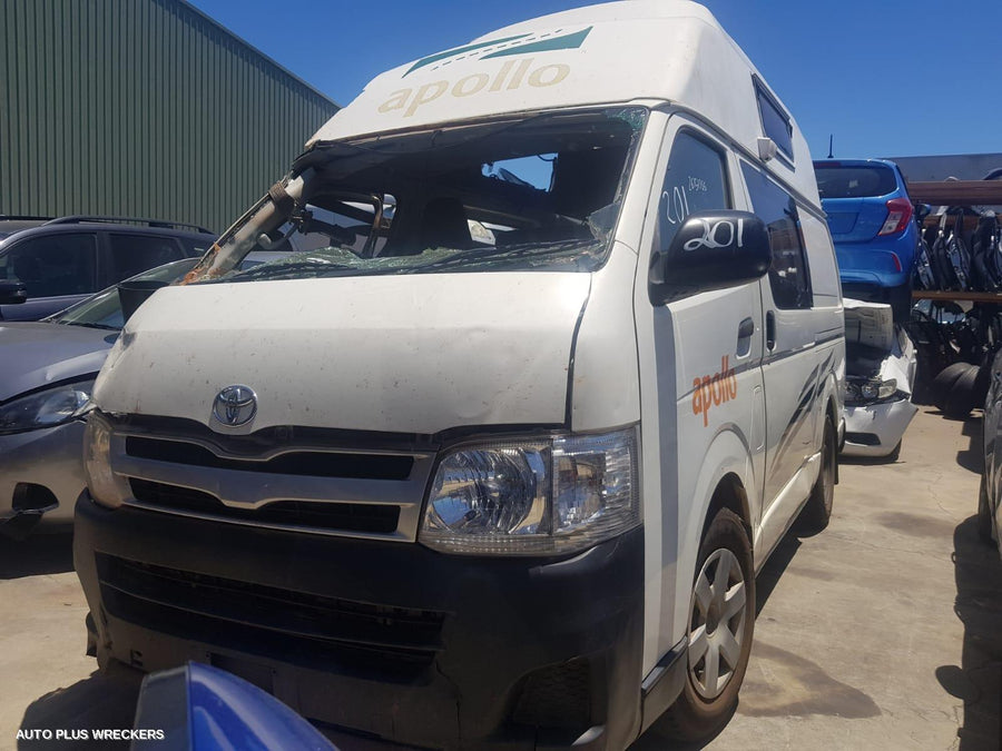 2014 Toyota Hiace Door Hinge Runner
