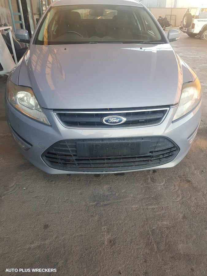 2011 Ford Mondeo Grille