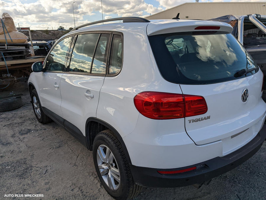 2012 Volkswagen Tiguan Fan