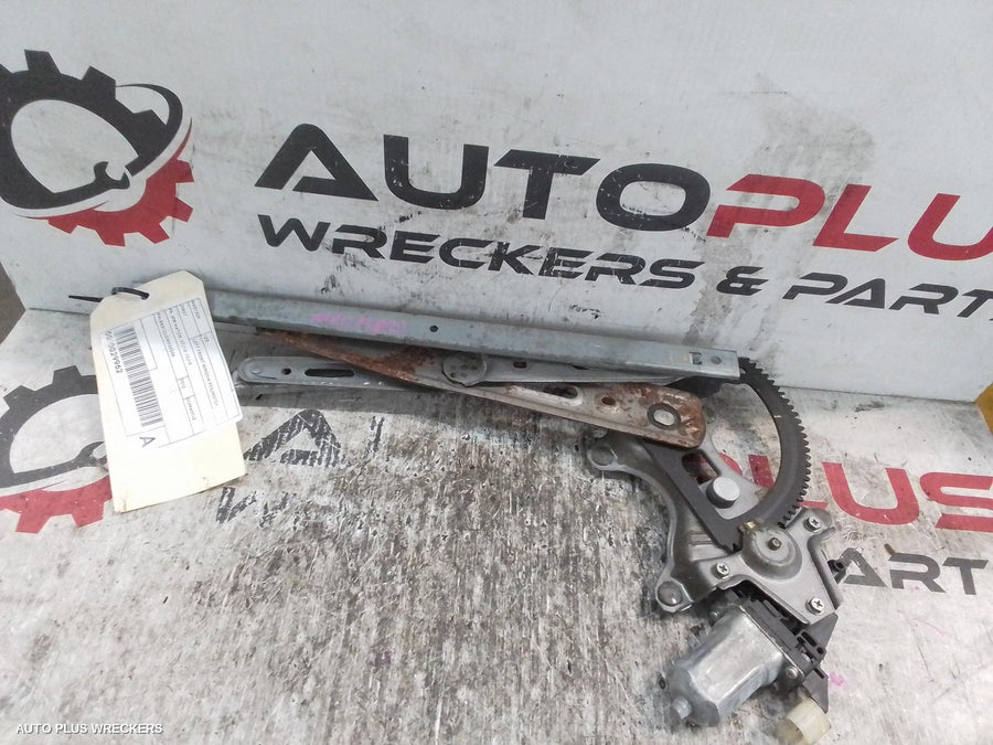 2010-2015 Hyundai I20 Left Front Window Reg Motor