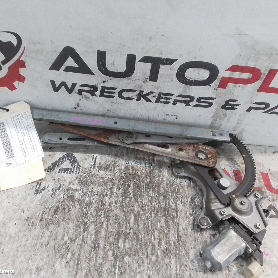 2010-2015 Hyundai I20 Left Front Window Reg Motor