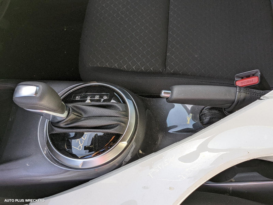 2022 Nissan Juke Left Guard