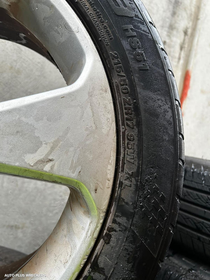 2009-2011 Holden Cruze Wheel Mag