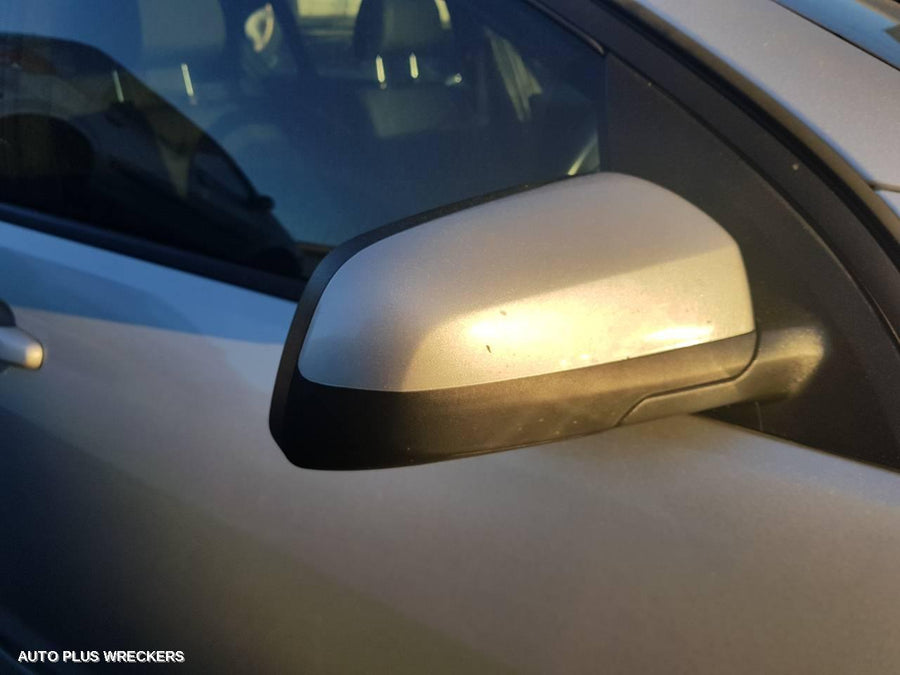 2007 Holden Commodore Left Headlamp