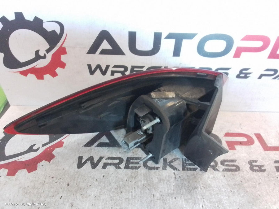 2010-2014 Ford Mondeo Right Taillight