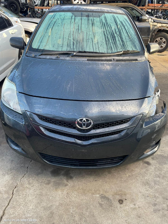 2005-2016 Toyota Yaris Sunvisor