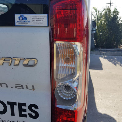 2009 Fiat Ducato Right Front 1 4 Door Glass