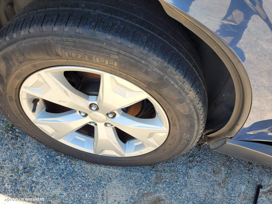 2013 Subaru Forester Sunvisor