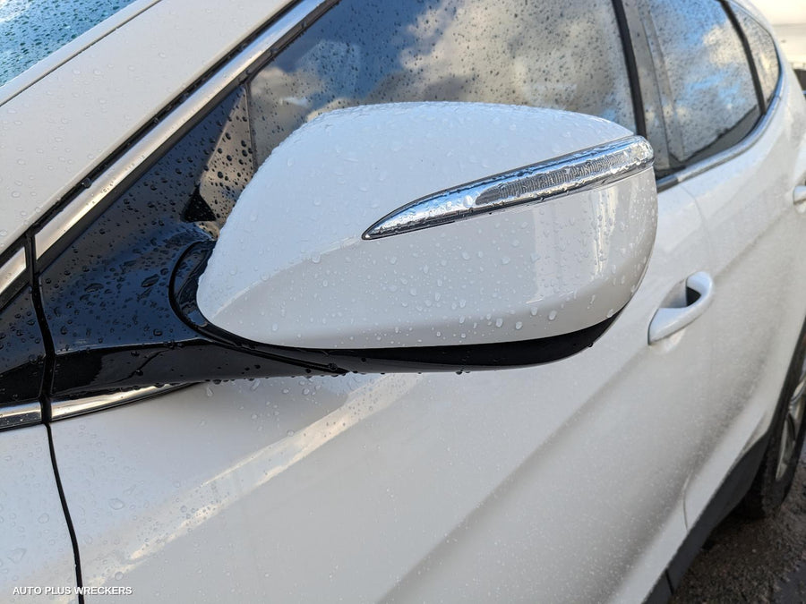 2013 Hyundai Santa Fe Right Door Mirror