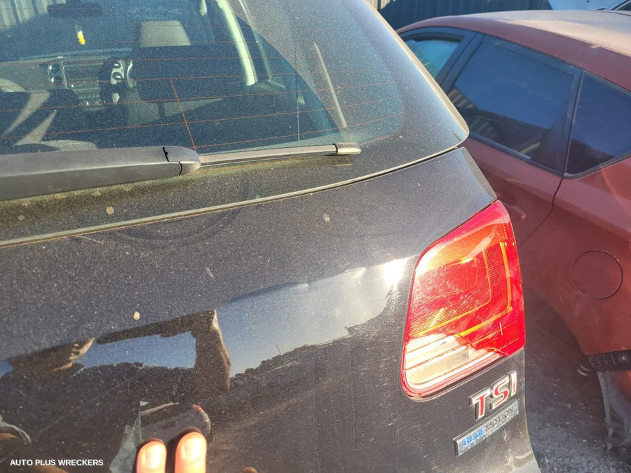 2012 Volkswagen Tiguan Right Rear Door Sliding