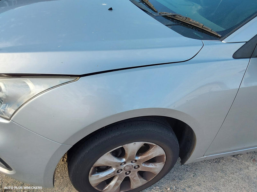 2016 Holden Cruze Right Front Door Window