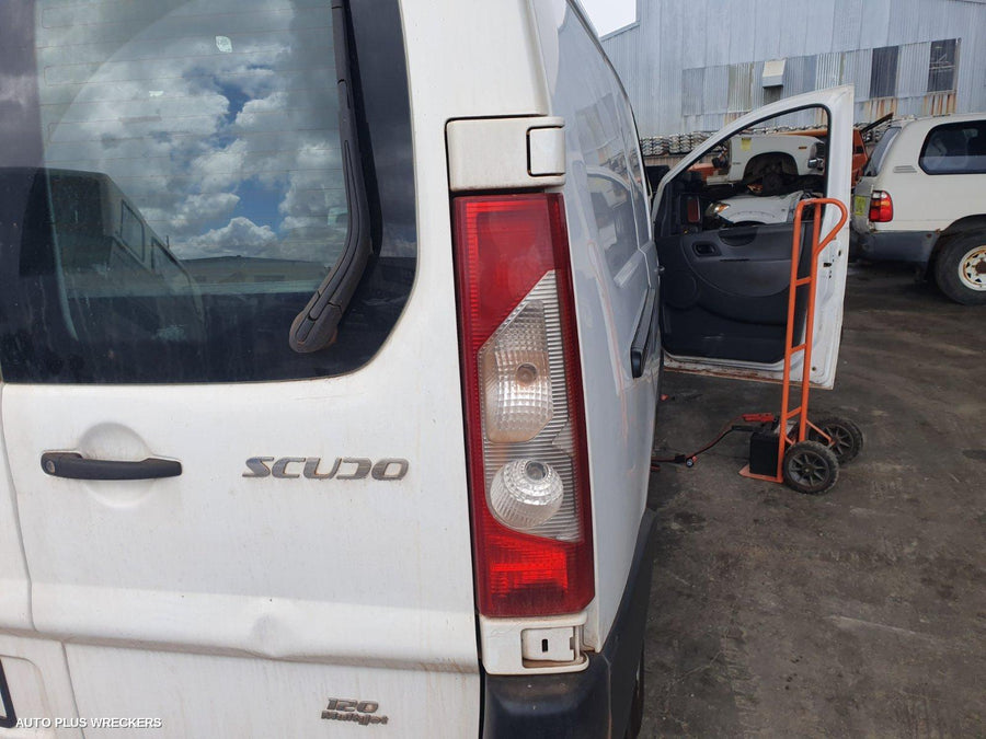 2011 Fiat Scudo Left Door Mirror