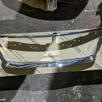 2005-2008 Lexus Is250/is250c Grille